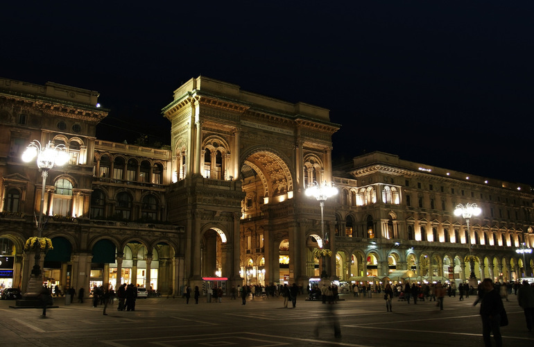 Galleria-vittorio-emanuele-milan-shopping-epicenter